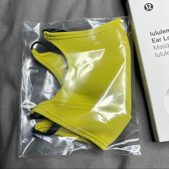 Lululemon Ear Loop Face Mask NWT in Box (Unused/Unopened) *BRAND NEW* - Picture 10 of 13